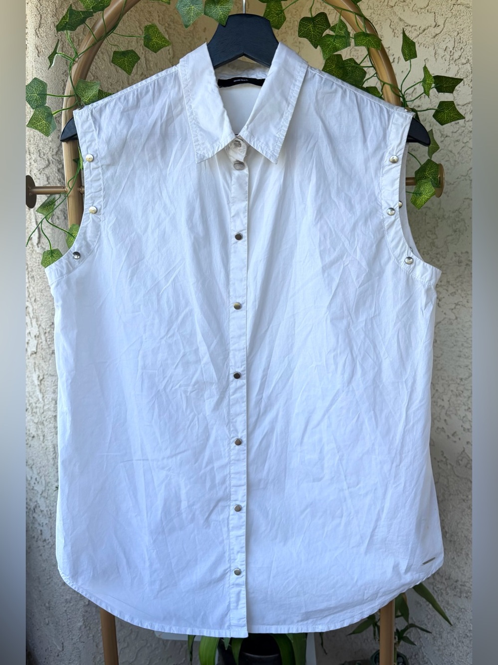 Diesel White Sleeveless Button-Front Shirt